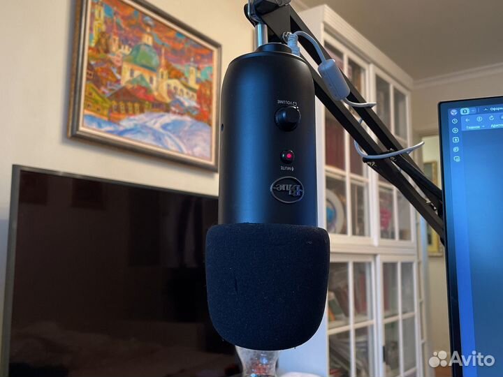 Микрофон blue yeti