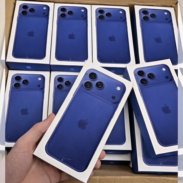 iPhone 17 Pro Max, 256 ГБ, eSIM