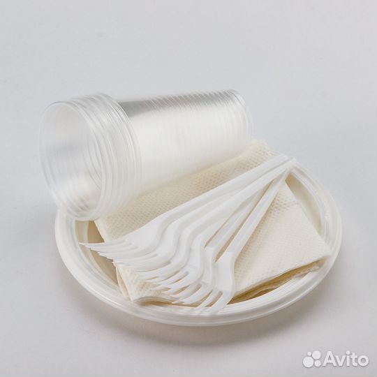 Набор посуды на шестерых 