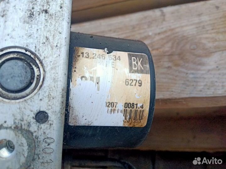 Блок ABS (насос) Opel Astra H Z18XER 2007