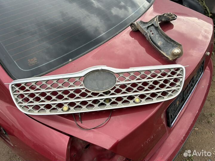 Решетка радиатора toyota corolla 120