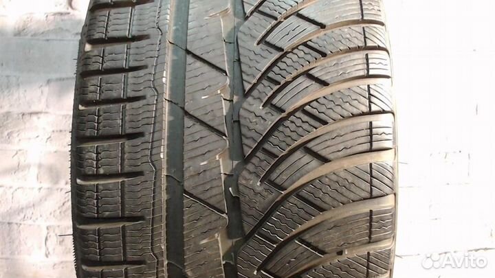 Michelin Pilot Alpin PA4 235/35 R19