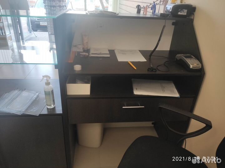 Стойка ресепшн бу