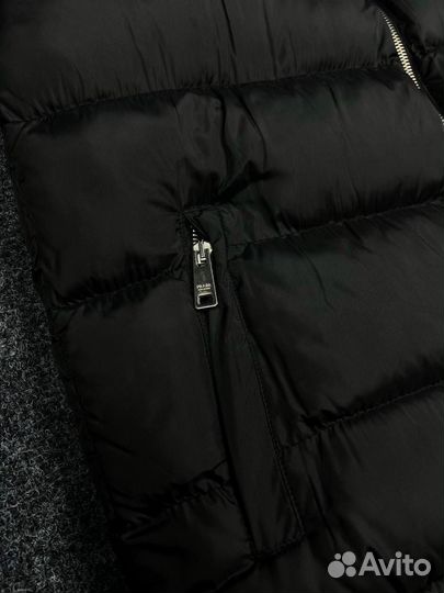 Жилетки Prada