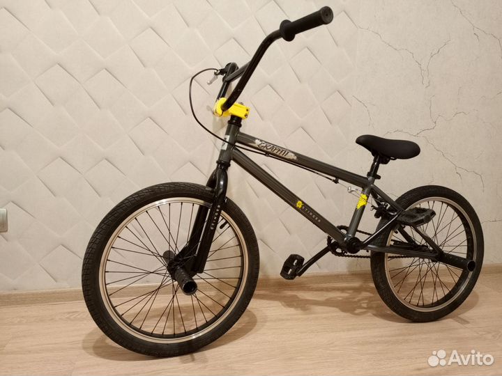 Трюковой велосипед bmx