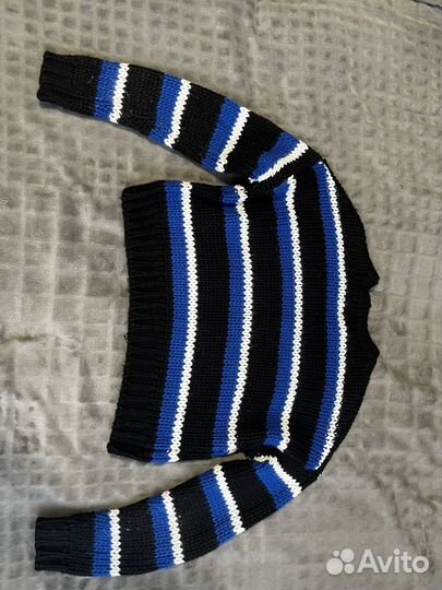 Свитер женский