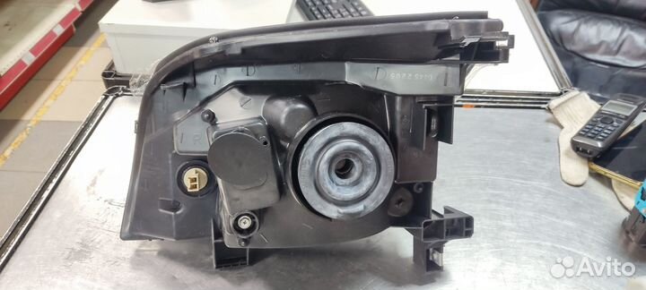 Фара передняя правая nissan X-trail