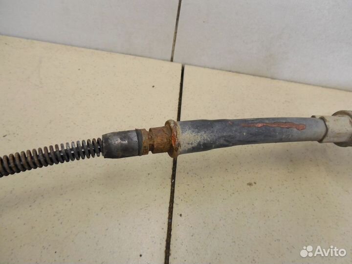 Трос стояночного тормоза правый RIO 2005-2011