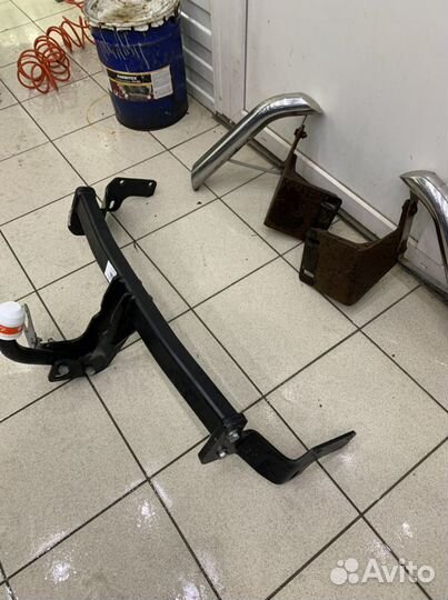 Фаркоп на Hyundai Santa Fe