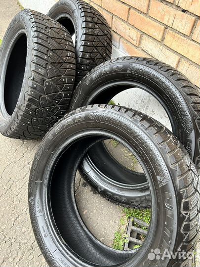 Goodyear Ultragrip 600 225/55 R17