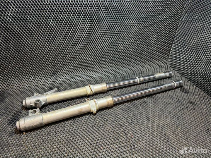 Перья вилки Suzuki Djebel 250 SJ45A
