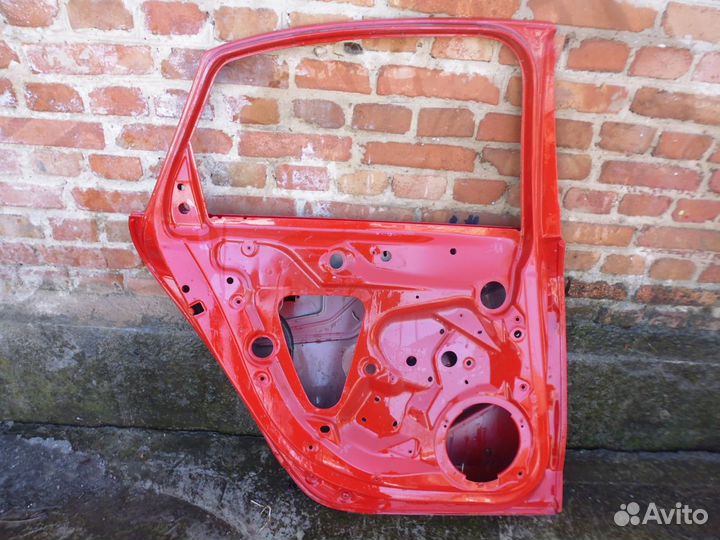 Ауди А4 В8 дверь задняя левая 2008-2015