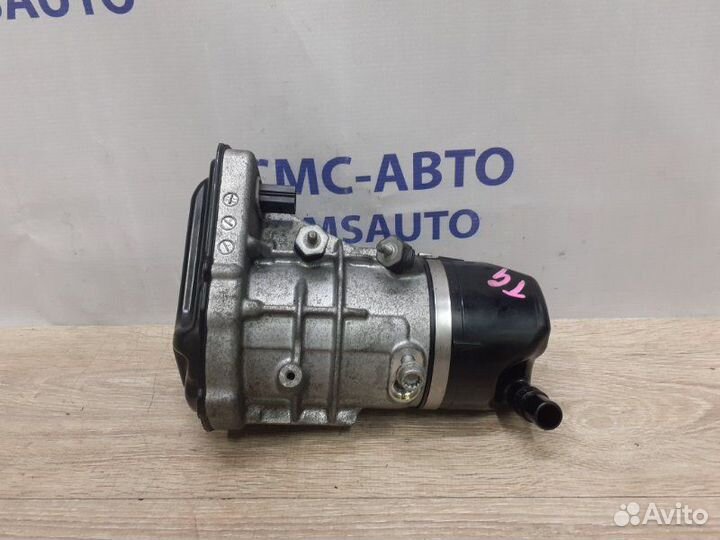 Насос гур Volkswagen Touareg NF 3.0 2012