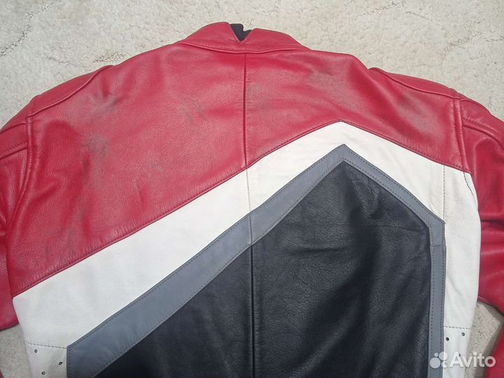 Мотокуртка кожаная