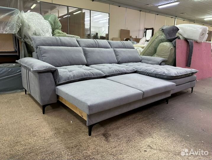 Угловой современный диван