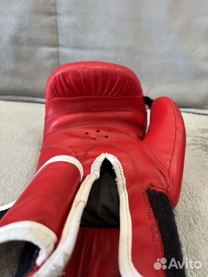 Боксерские перчатки 10 oz green hill