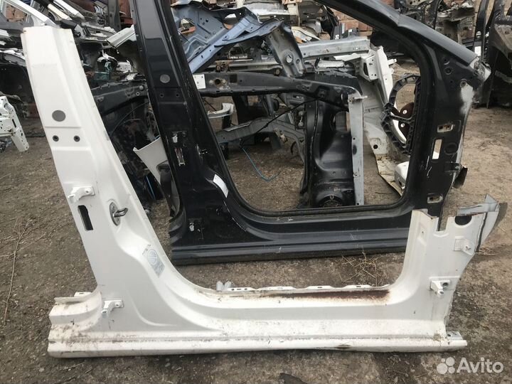 Порог со стойкой правый VW Polo Sed RUS (2011–2019