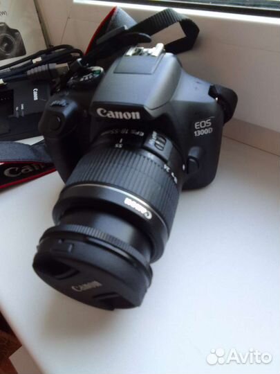 Зеркальный фотоаппарат canon eos 1300d(w)