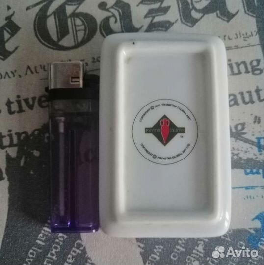 Винтажная пепельница. Медицинская сестра