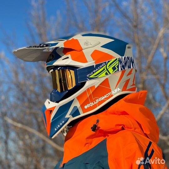 Шлем кроссовый Airoh Wraap - варианты внутри