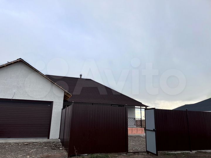 Дом 180 м² на участке 12 сот.