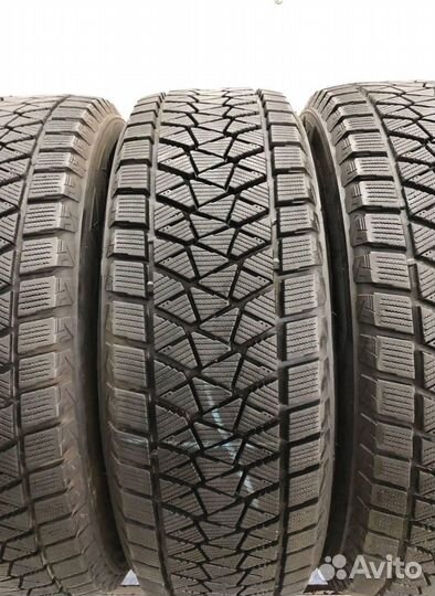 Bridgestone Blizzak DM-V2 225/65 R17 99W