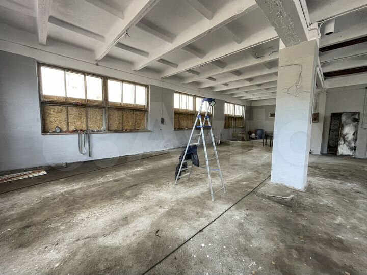 Свободного назначения, 300 м²