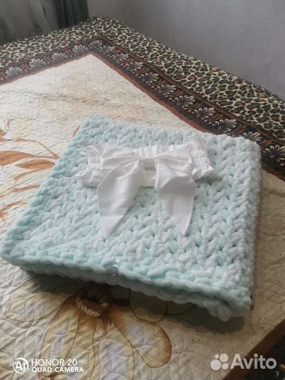 Плед детский вязаный ручная работа