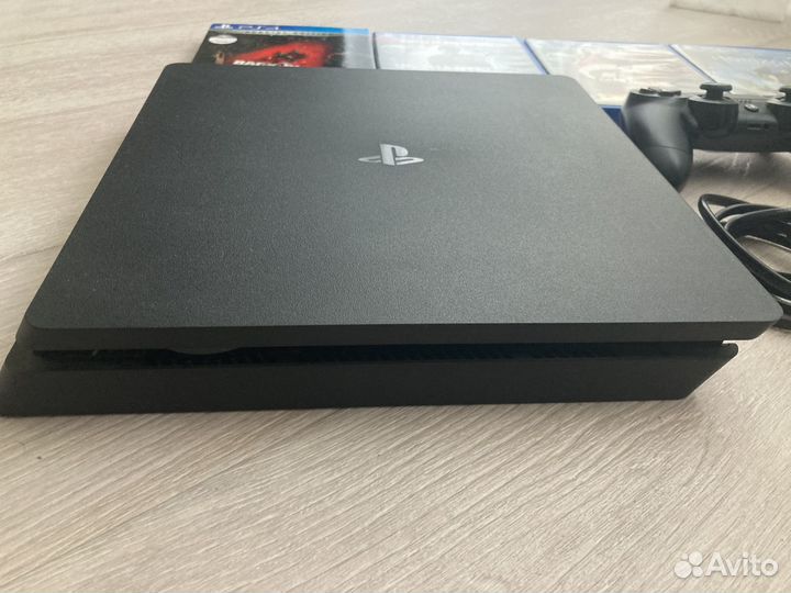 Sony Playstation 4 slim 1tb