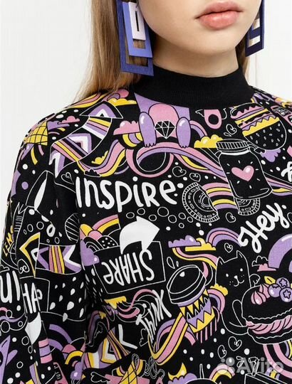 Свитшот женский укороченный