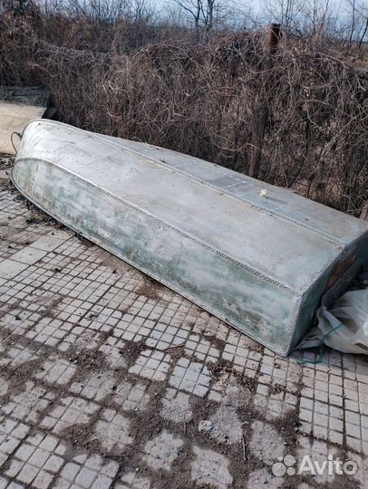 Лодка Бакай