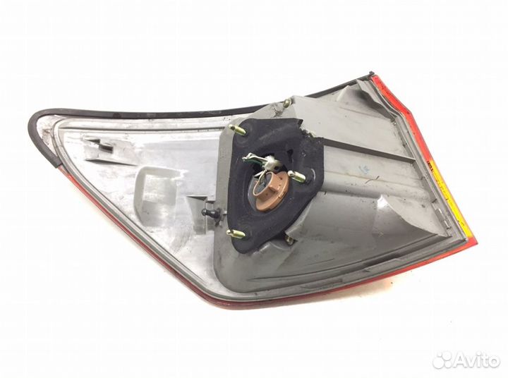 Фонарь Lexus IS (1999-2005)