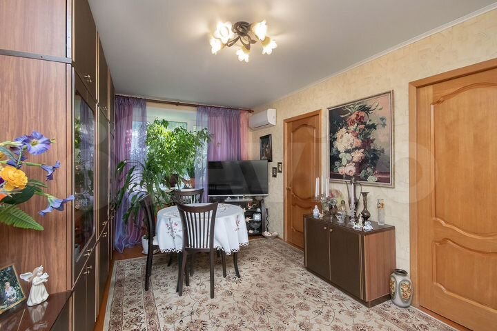 4-к. квартира, 62 м², 3/5 эт.