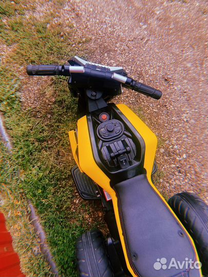 Электрический трицикл