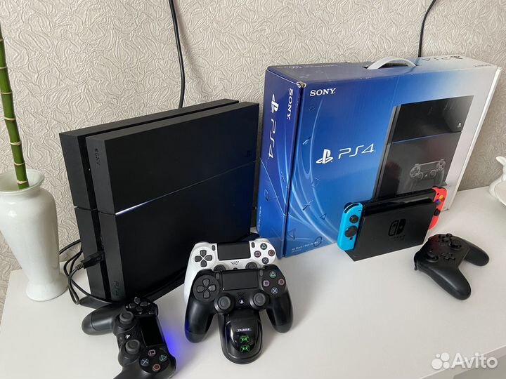 Прошитая Sony PS4 Много игр, доп аксессуары
