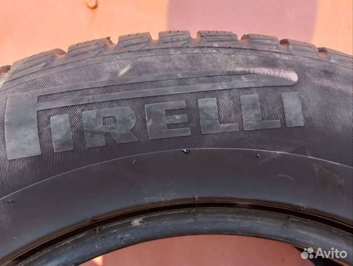 Pirelli Winter Sottozero 3 235/60 R16