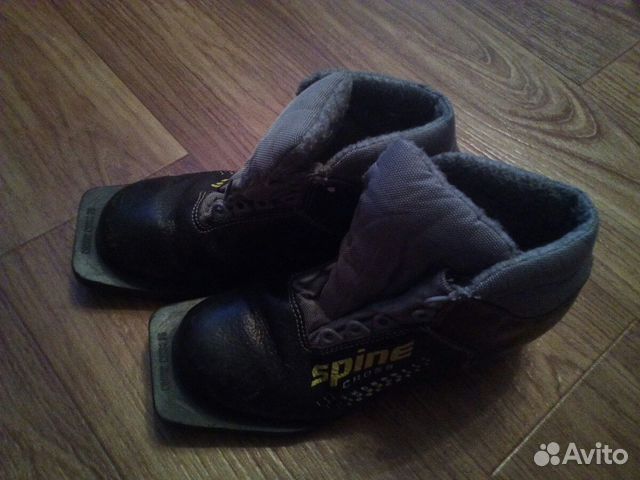 Лыжные ботинки 35 размер