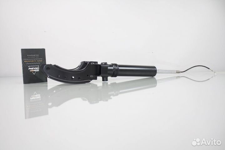 Амортизатор передний Порше Кайен 958