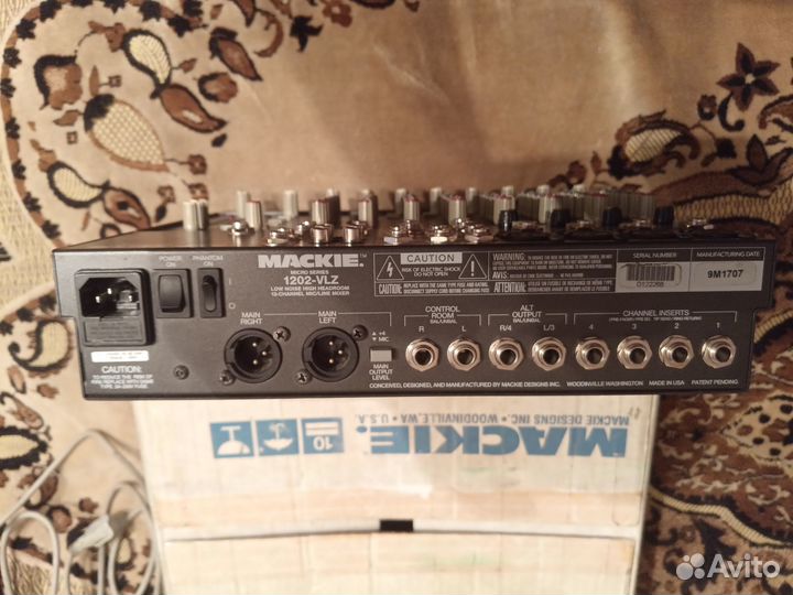 Микшерный пульт Mackie 1202 VLZ made USA