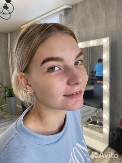 Мастер бровист