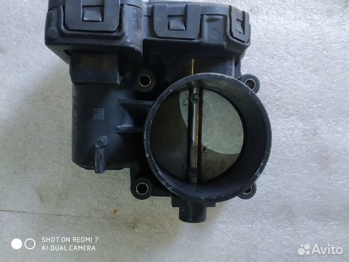 Дроссельная заслонка Jeep Grand Cherokee wk 3.7 l