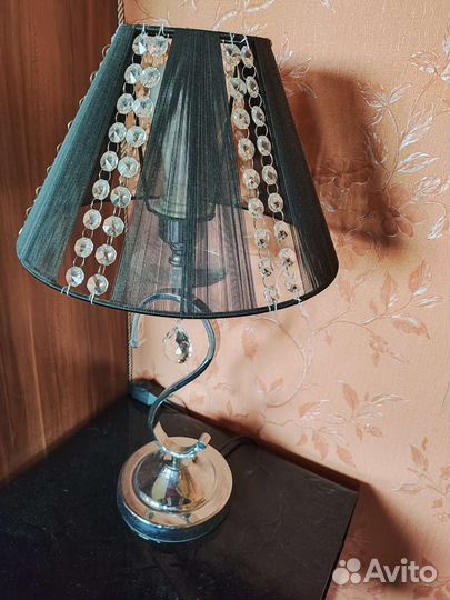 Лампа настольная