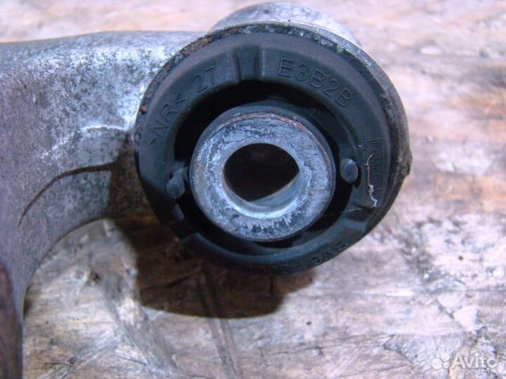 Ford Focus 3 Рычаг передний левый