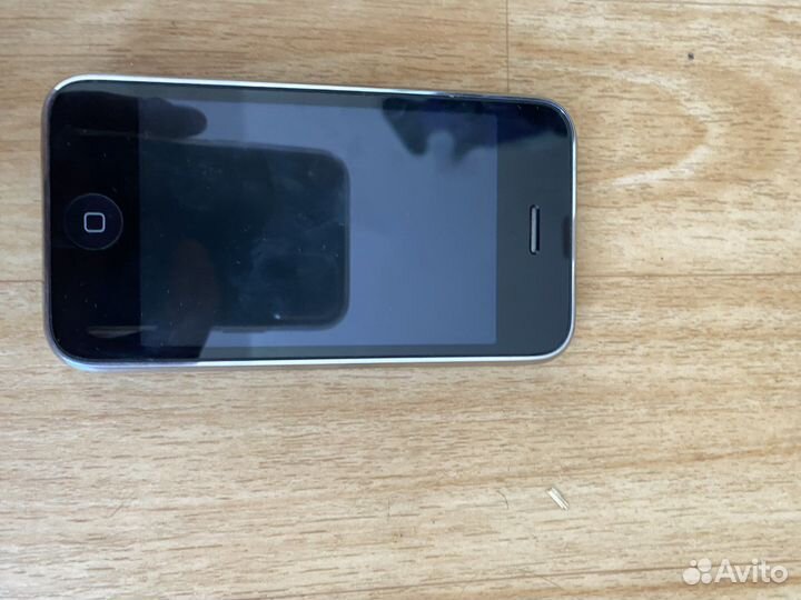 Продам Айфон 3g оригинал Цена
