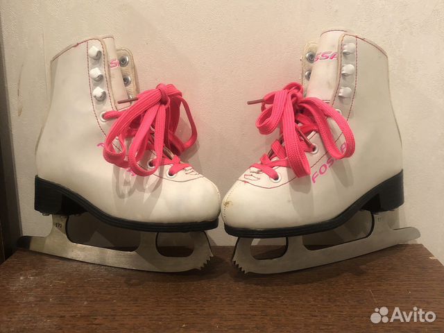 Продам коньки