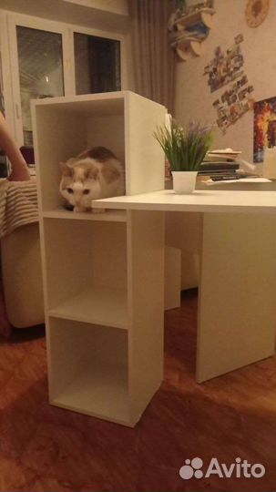 Компьютерный стол