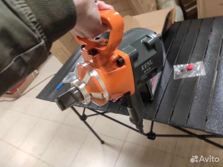 Пневмо-Гайковерт 1