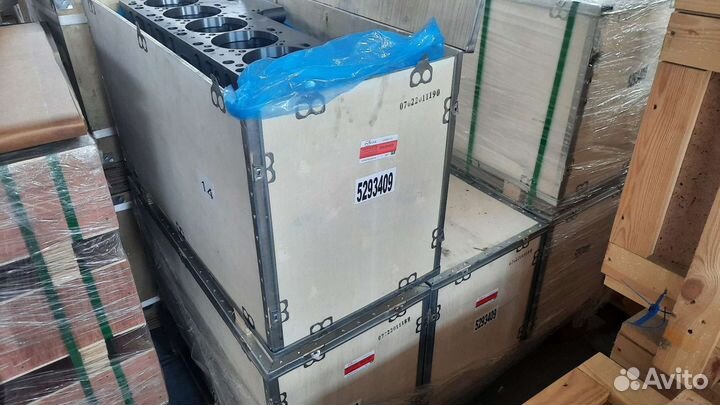 Блок цилиндров V8.9 Cummins ISLe 5260555 Аналог