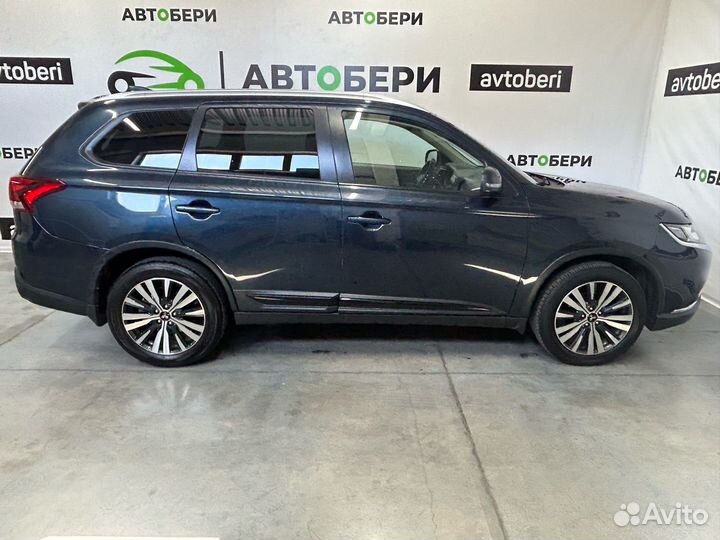 Mitsubishi Outlander 2.0 CVT, 2019, 113 442 км