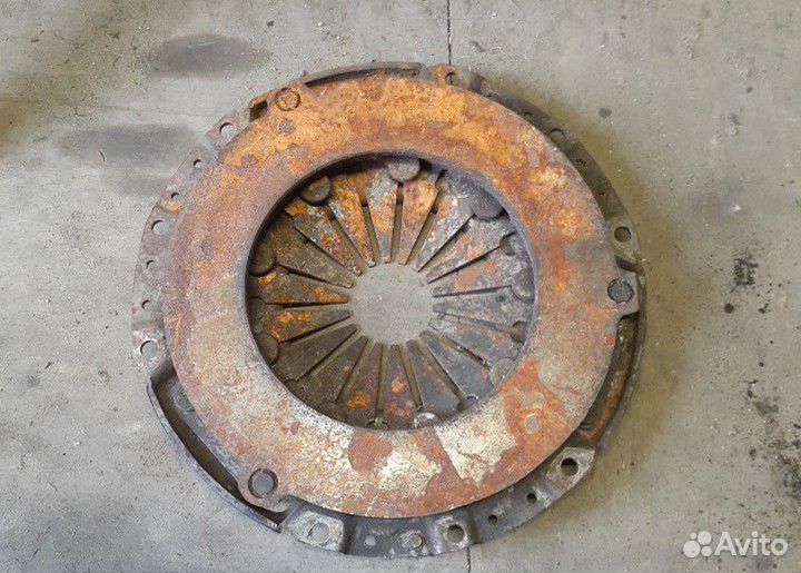 Корзина и диск сцепления Mitsubishi Galant 7